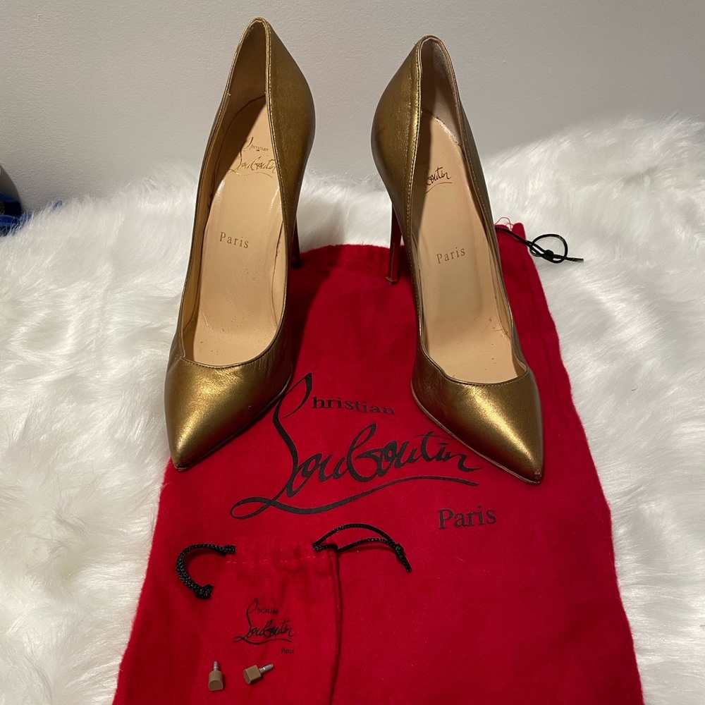 Christian Louboutin heels. Bronze. 37 1/2 size.